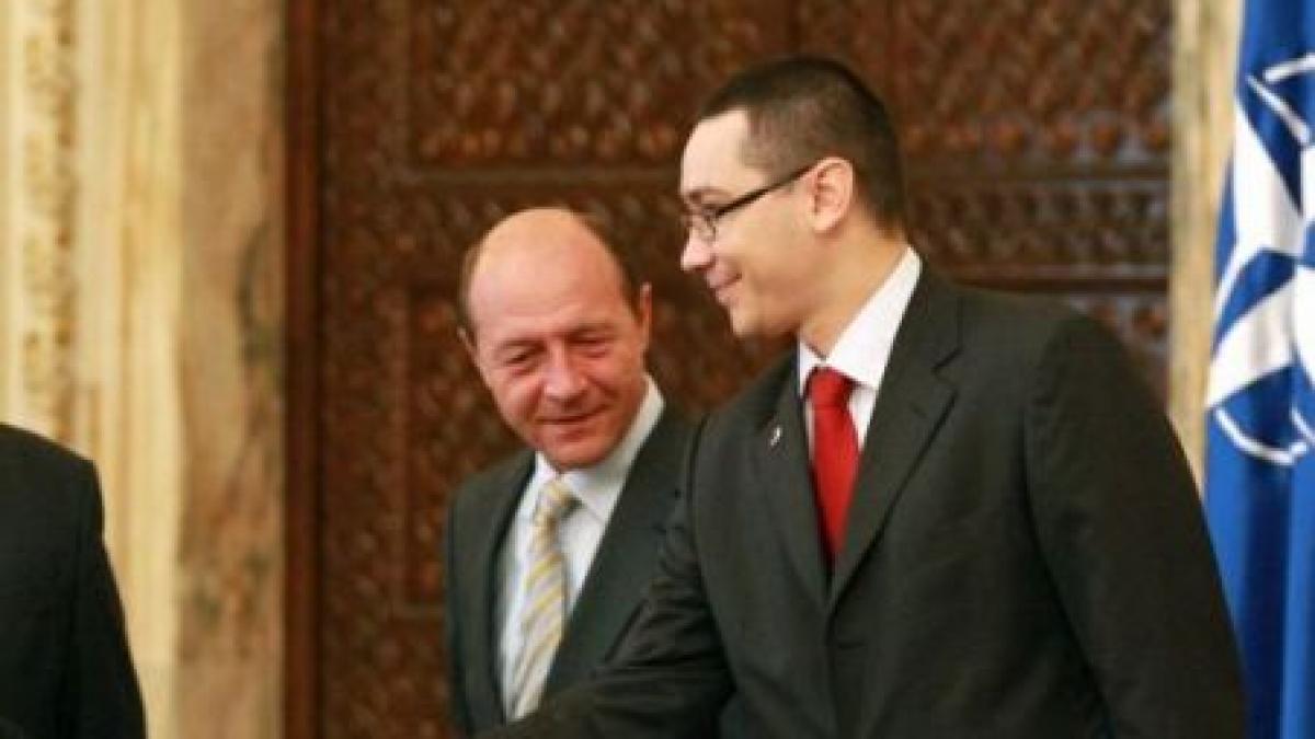ponta basescu a avut un discurs de dictator in delir paralizat de frica este rupt de romania