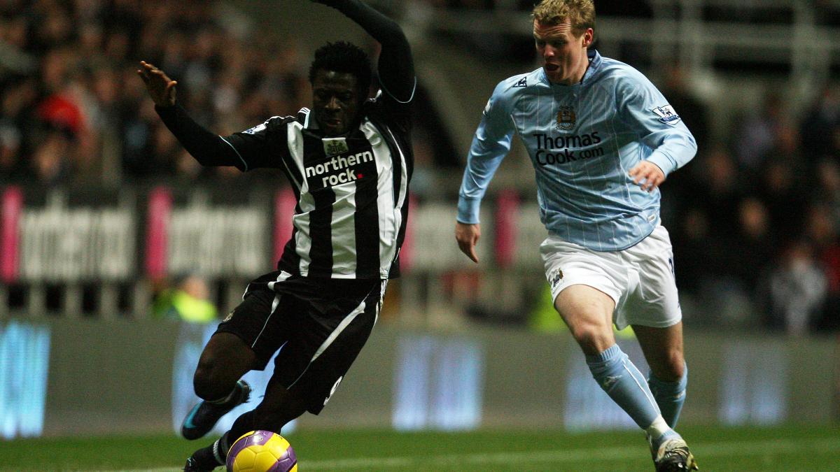 un fotbalist englez a primit o amenda record pentru o postare homofoba pe twitter