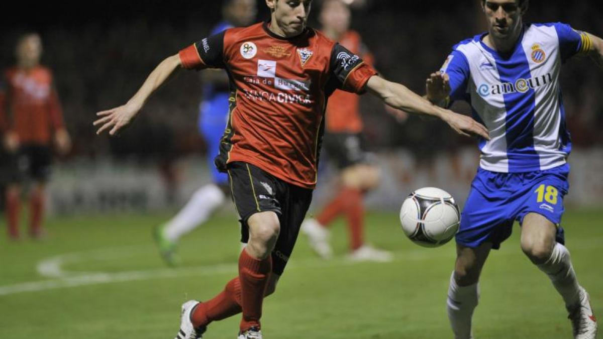 o echipa din liga a treia s a calificat in semifinalele cupei spaniei