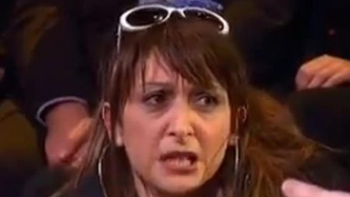 romancele batjocorite intr o emisiune italiana aici cu doua diplome pot sa te faci prostituata