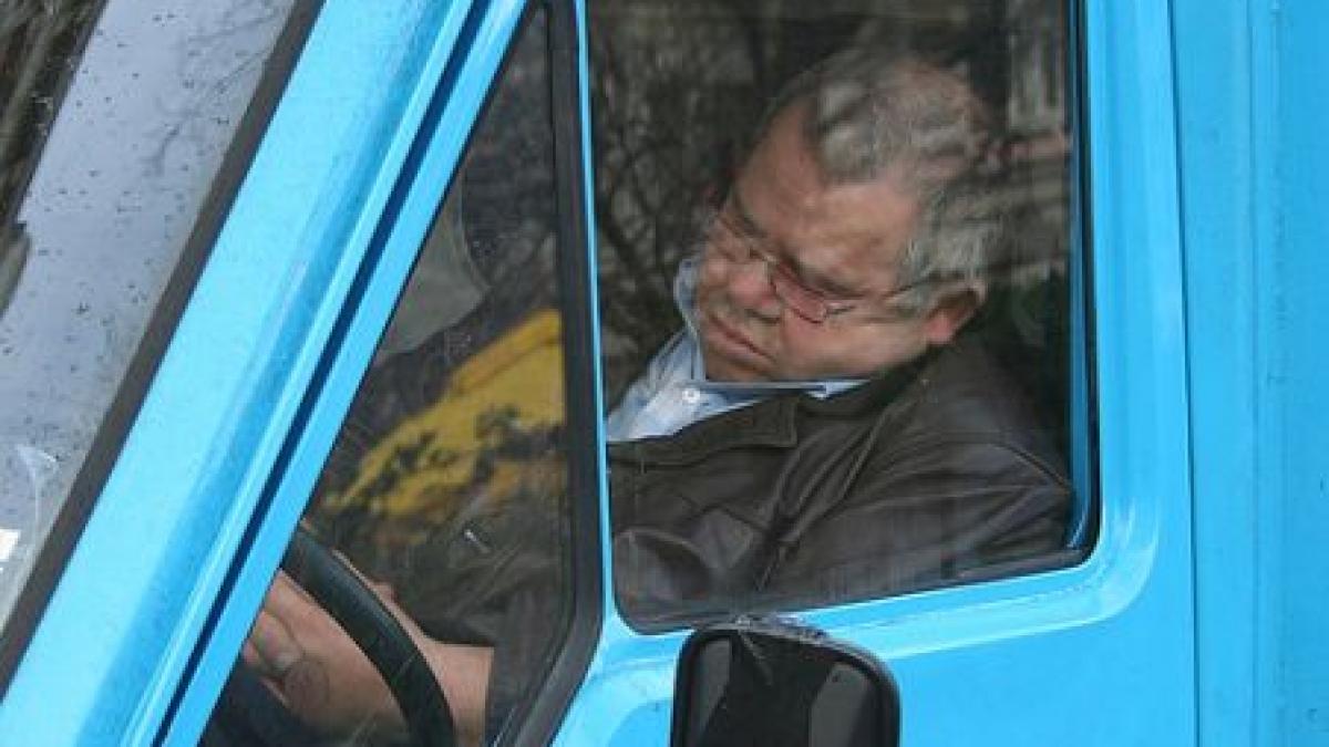 calarasi drumarii insarcinati cu deszapezirea au fost treziti din somn de catre prefect