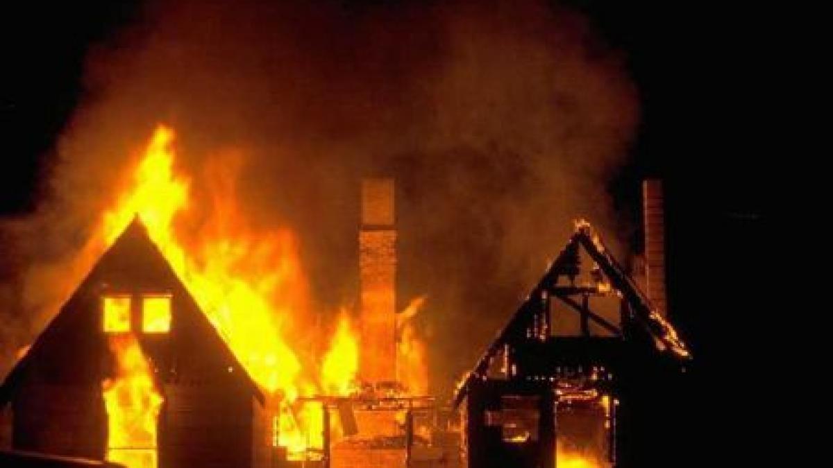 canada bancher arestat pentru incendierea casei parintilor fostei iubite