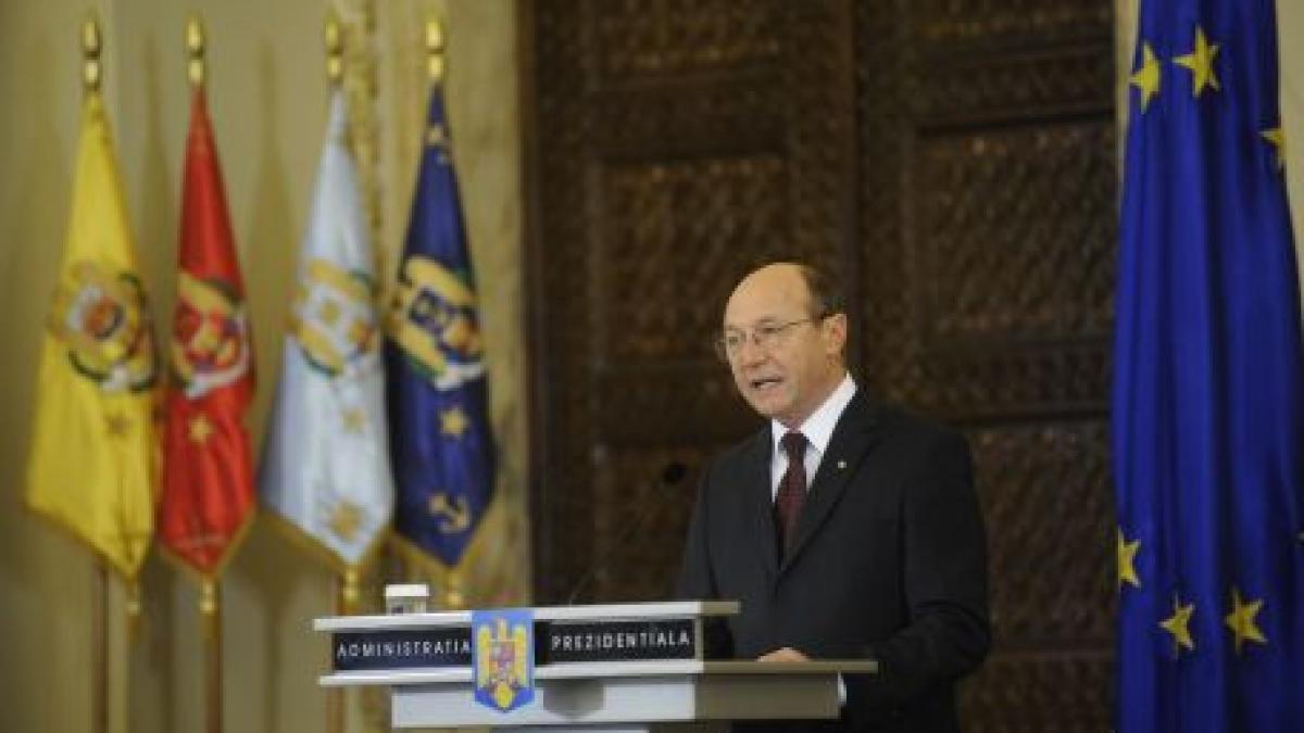 basescu va vorbi cu secretarul general nato despre scutul antiracheta si retragerea trupelor din