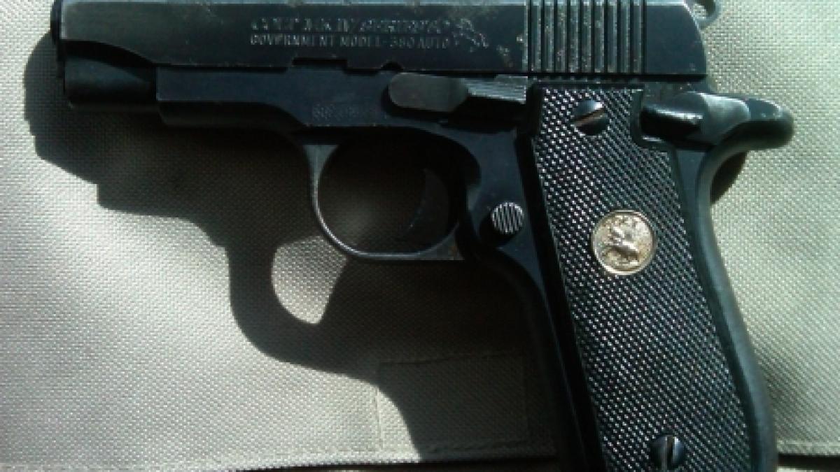 cluj barbat cercetat de politie dupa ce a ranit un sofer cu un pistol cu bile