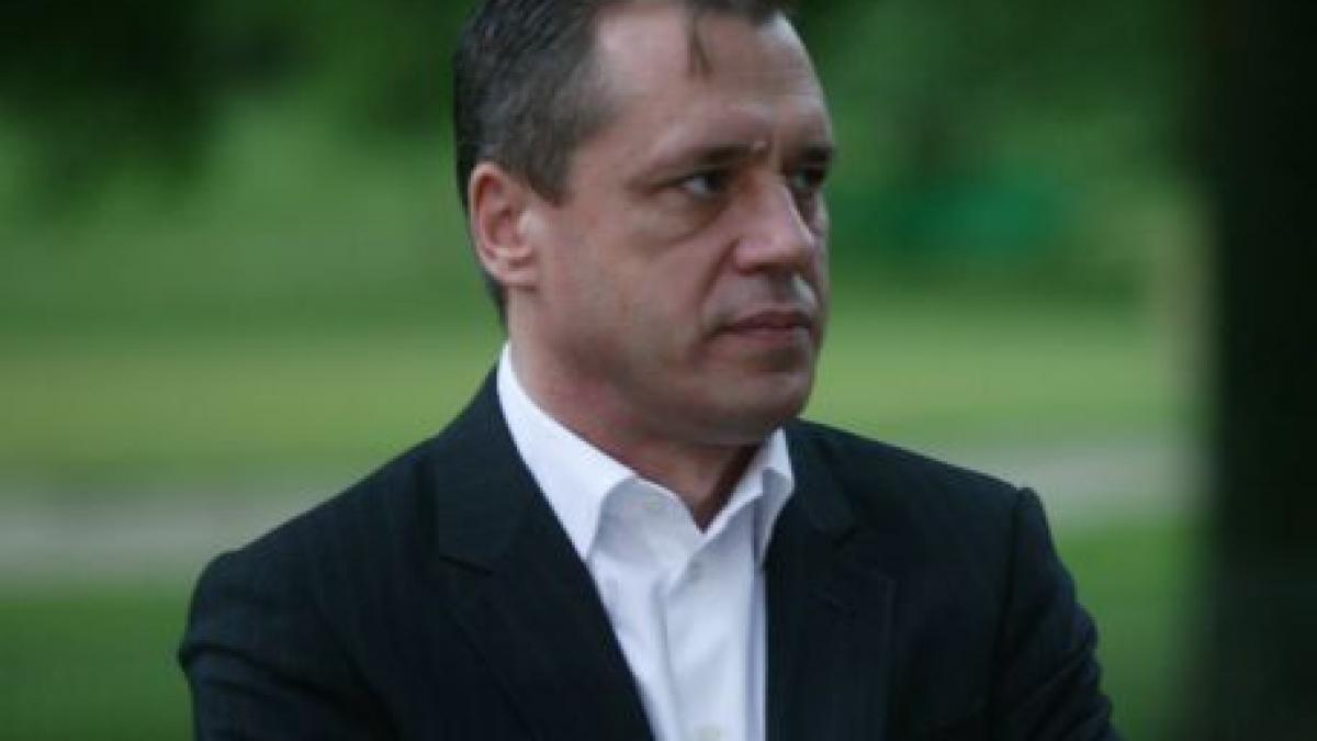 mugur ciuvica depune o plangere penala impotriva lui traian basescu