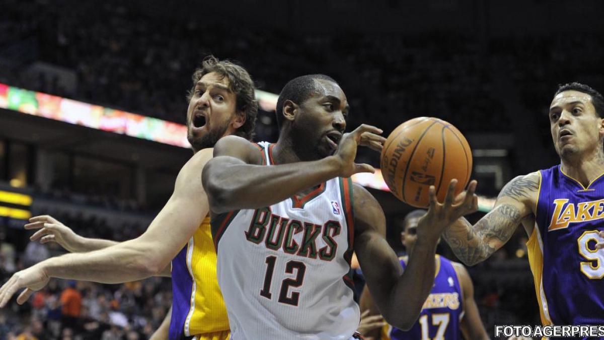 nba los angeles lakers pierde in fata lui milwaukee bucks scor 89 100