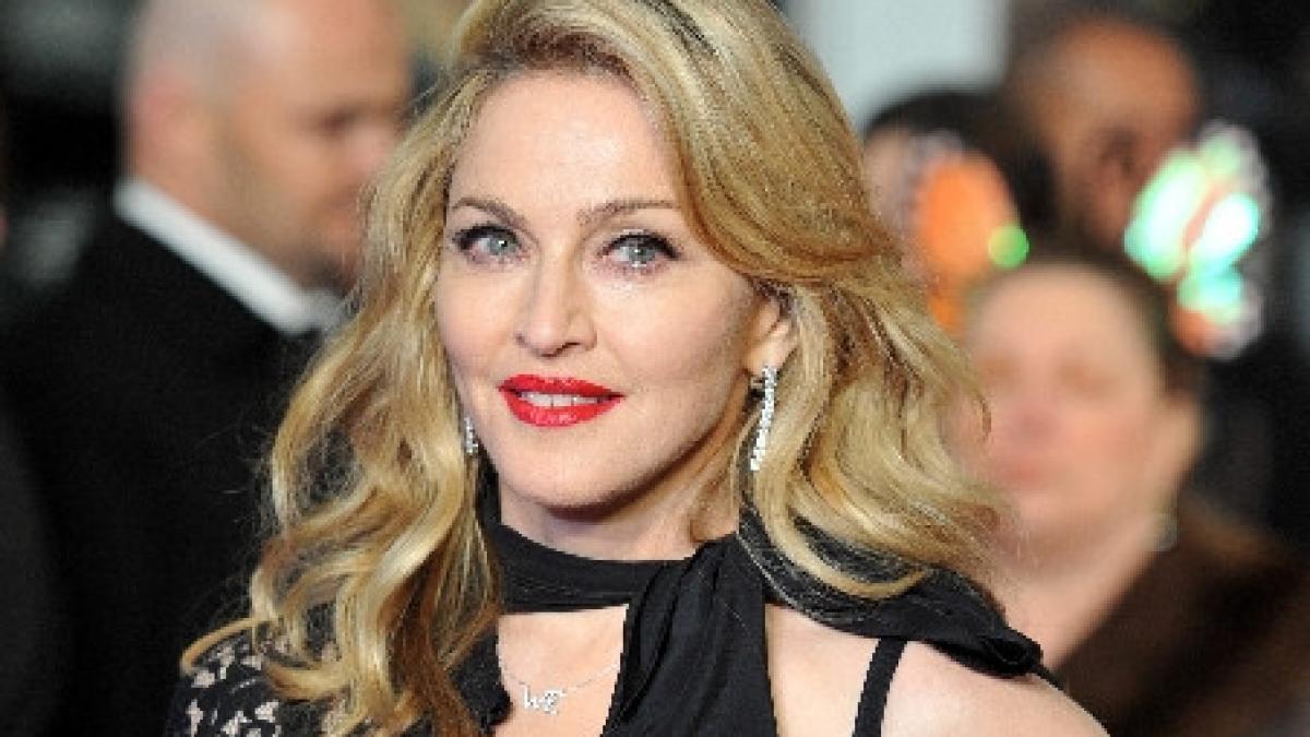 madonna revine cu o noua melodie cantecul va aparea pe 2 februarie