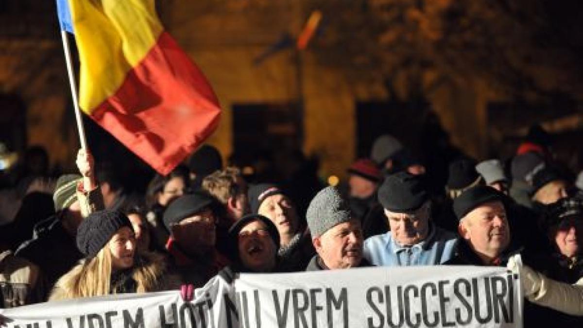 vlad tepes presedinte 50 de clujeni au scandat jos basescu la 15 grade