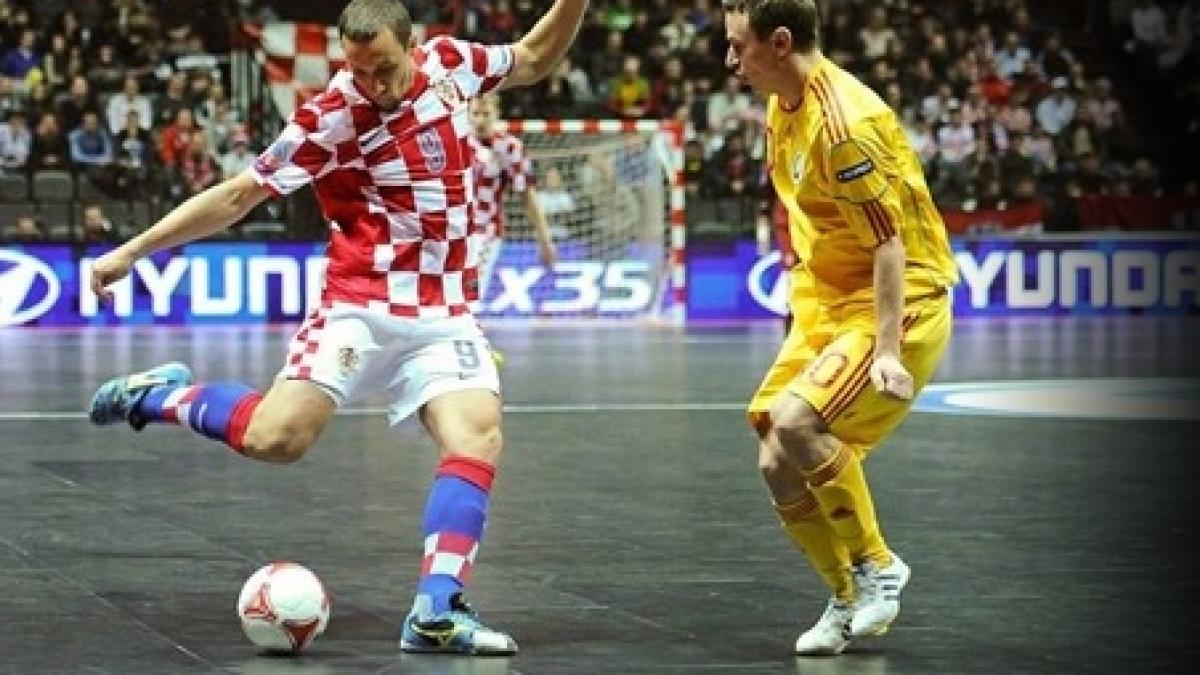 romania invinsa de tara gazda in primul meci de la campionatul european de futsal