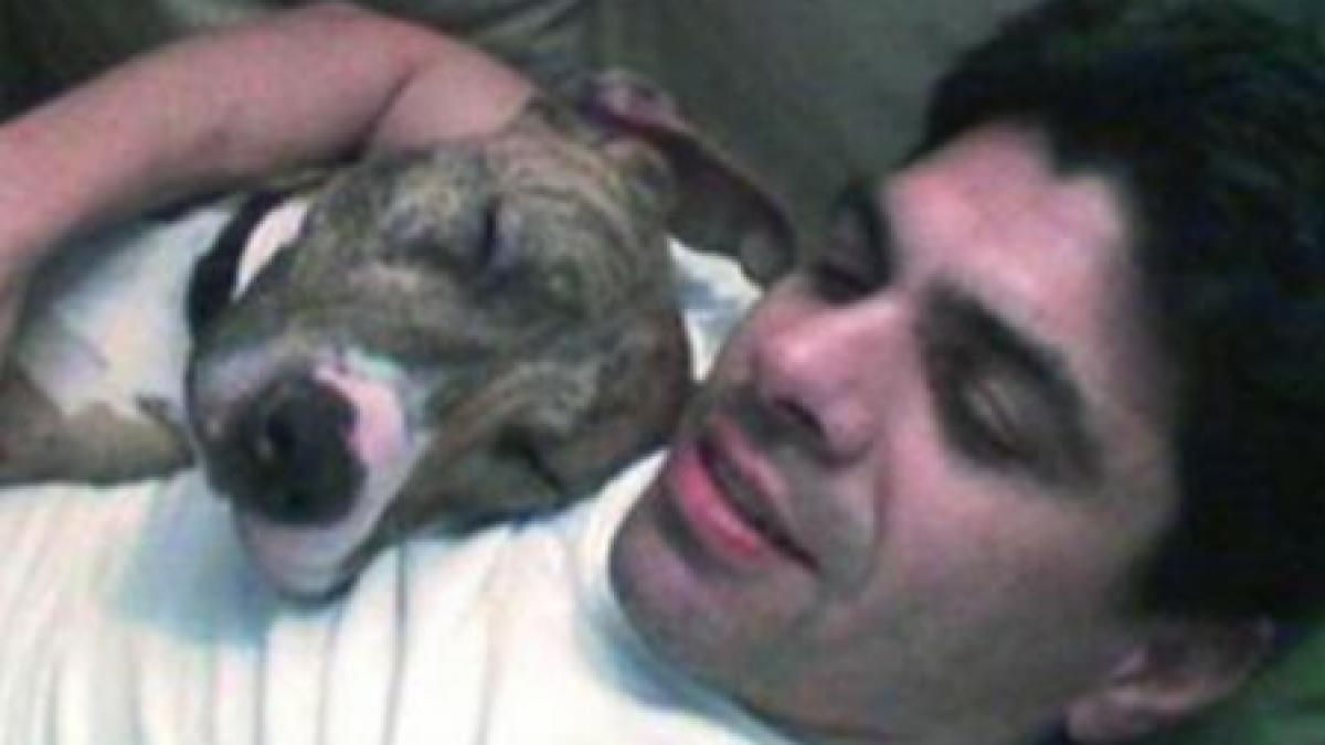 a avut incredere in mine si eu l am tradat un actor si a luat viata dupa ce a fost nevoit sa si