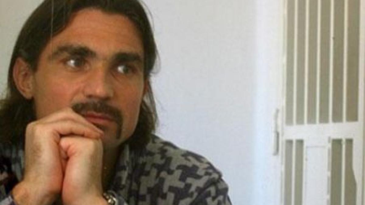 cel mai faimos hot din ungaria roman la origini a fost eliberat dupa mai mult de 10 ani de