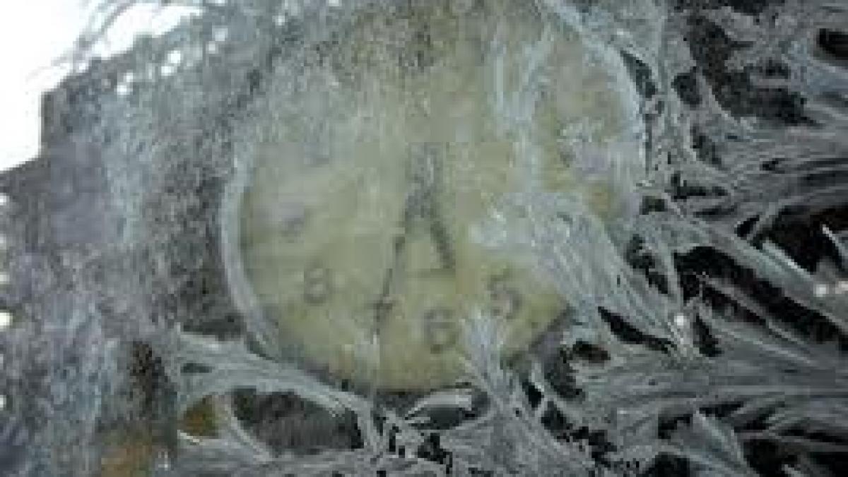 le a inghetat inima gerul cumplit a facut 8 victime vezi pana cand va mai dura iarna siberiana