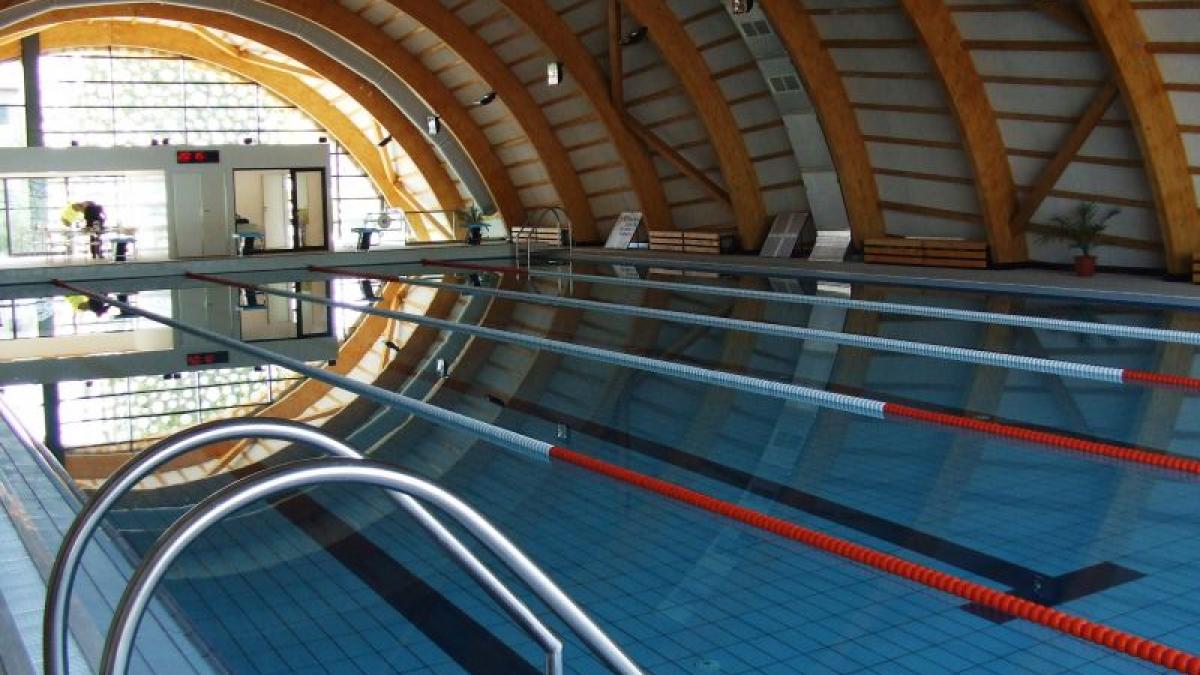 nu sunt bani s au alocat 31 de milioane de euro pentru 13 bazine de inot numai unul este functional
