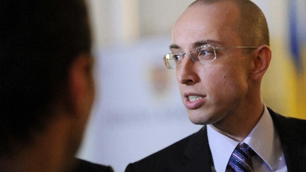 Senatorul Iulian Urban a demisionat din PDL: Partidele sunt structuri gândite doar ca să preia puterea în scop de jaf