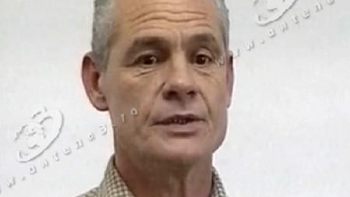 vatmanul tramvaiului lovit de mircea lucescu mi a virat in fata la o distanta incredibil de mica