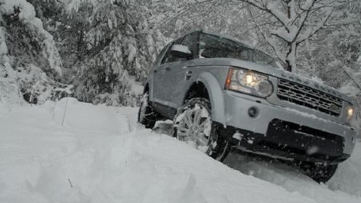 doua masini offroad puse la dispozitia serviciul de ambulanta prahova de doi ploiesteni