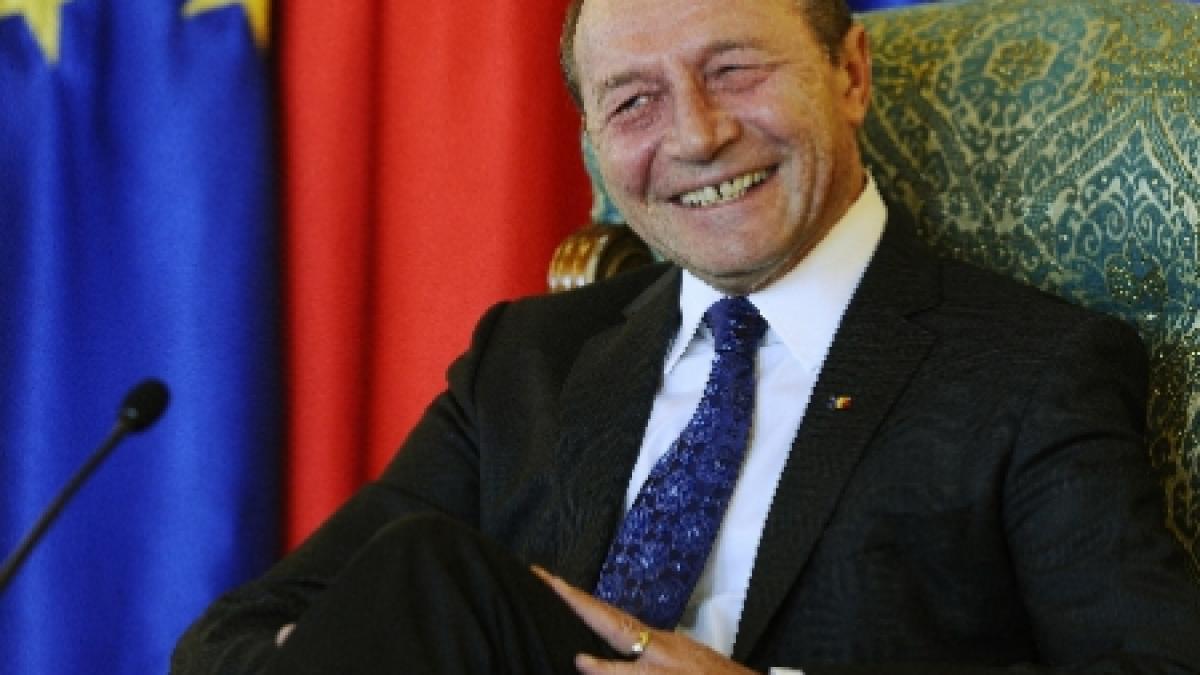 financial times demisia lui boc ar putea fi o manevra politica a lui basescu