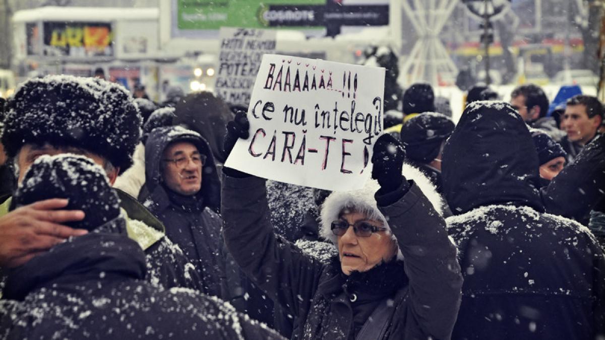 glasul strazii n a tacut dupa demisia premierului hop hop hop basescu dupa boc