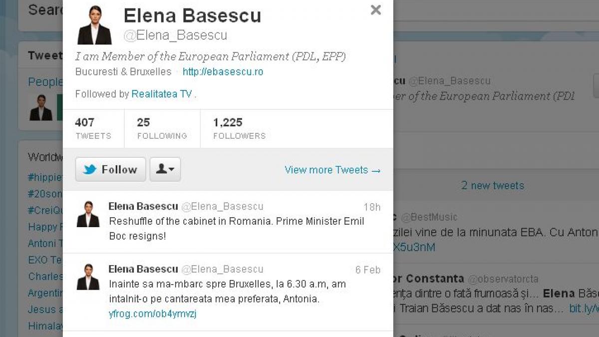 vezi ce a scris eba pe twitter despre demisia lui boc si ce imagine a postat inainte de a merge la