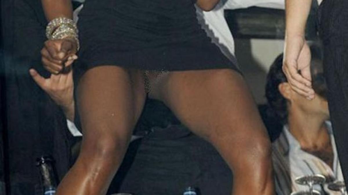 dansul care i a aratat partile intime cel mai faimos model din lume cu surpriza la vedere