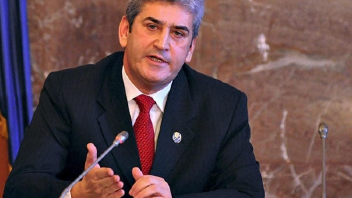 gabriel oprea avizat in unanimitate pentru functia de ministru al apararii