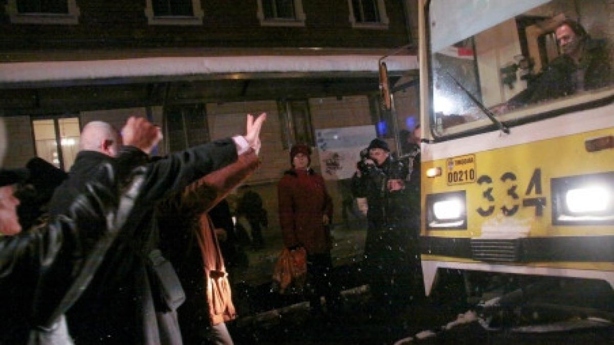 iasi vatman gasit spanzurat intr un tramvai de o bara metalica