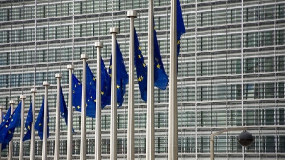 raportul intermediar privind justitia din romania ar fi unul favorabil comisia europeana publica