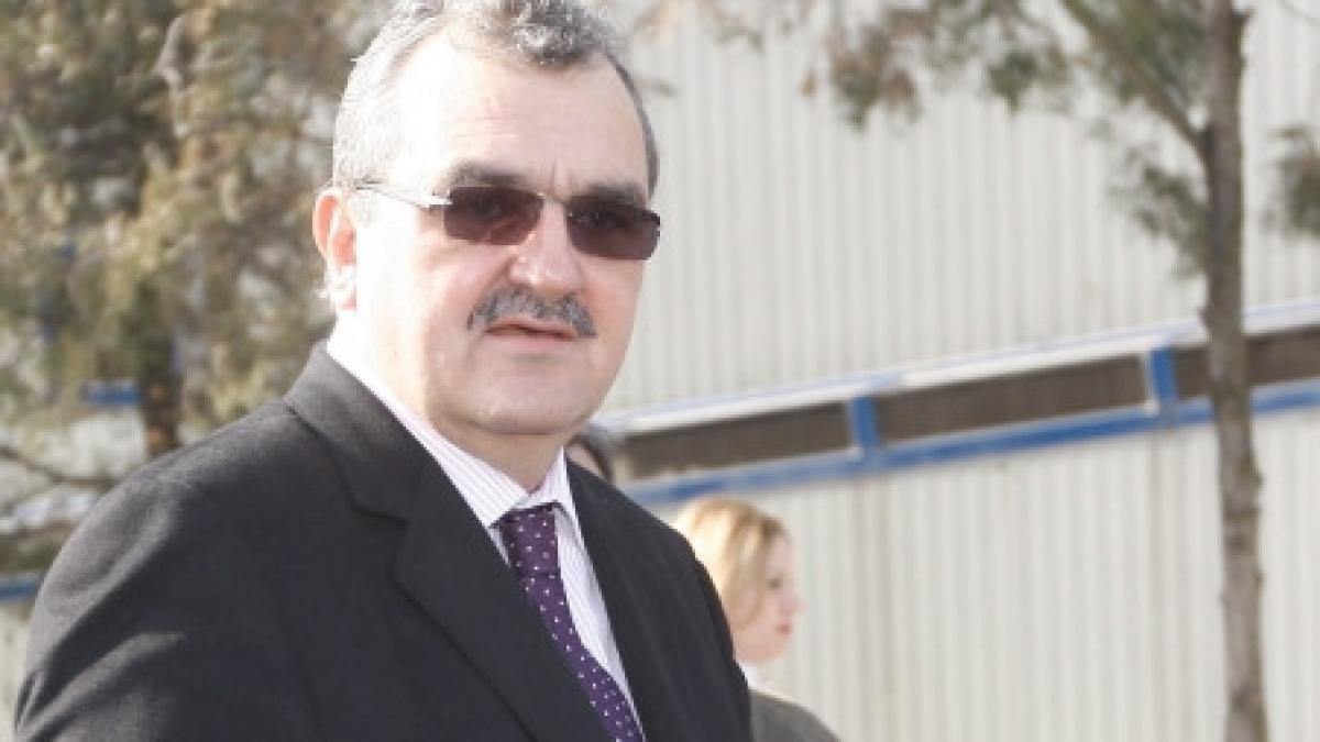 senatorul psd miron mitrea s a ales cu dosar penal dupa accidentul rutier de ieri