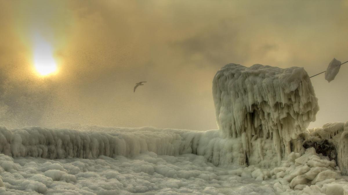 imagini de o frumusete infricosatoare omul se inchina in fata spectacolului unic oferit de natura