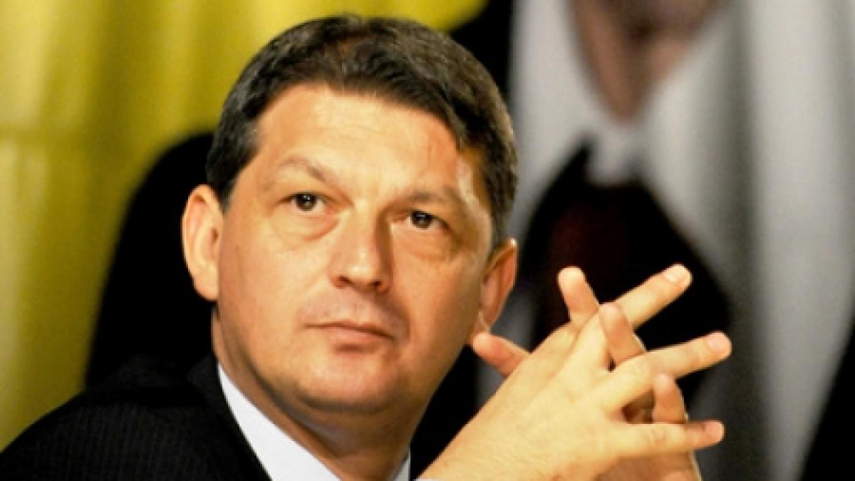 un chestor de politie si sefi ai isu si ai jandarmeriei trimisi de urgenta la buzau de ministrul