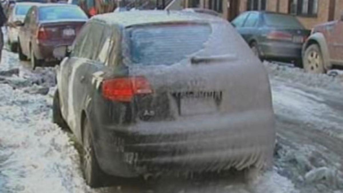 din cauza frigului multi soferi se vad nevoiti sa lase masinile in parcare