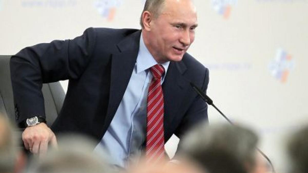 rusia mai multe scoli au fost rugate sa cumpere sute de exemplare dintr o carte despre copilaria