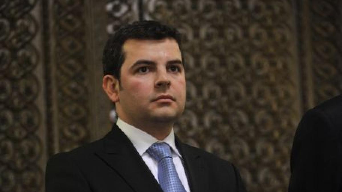 constantin traian basescu vrea sa mute atentia opiniei publice de la situatia din judetele afectate