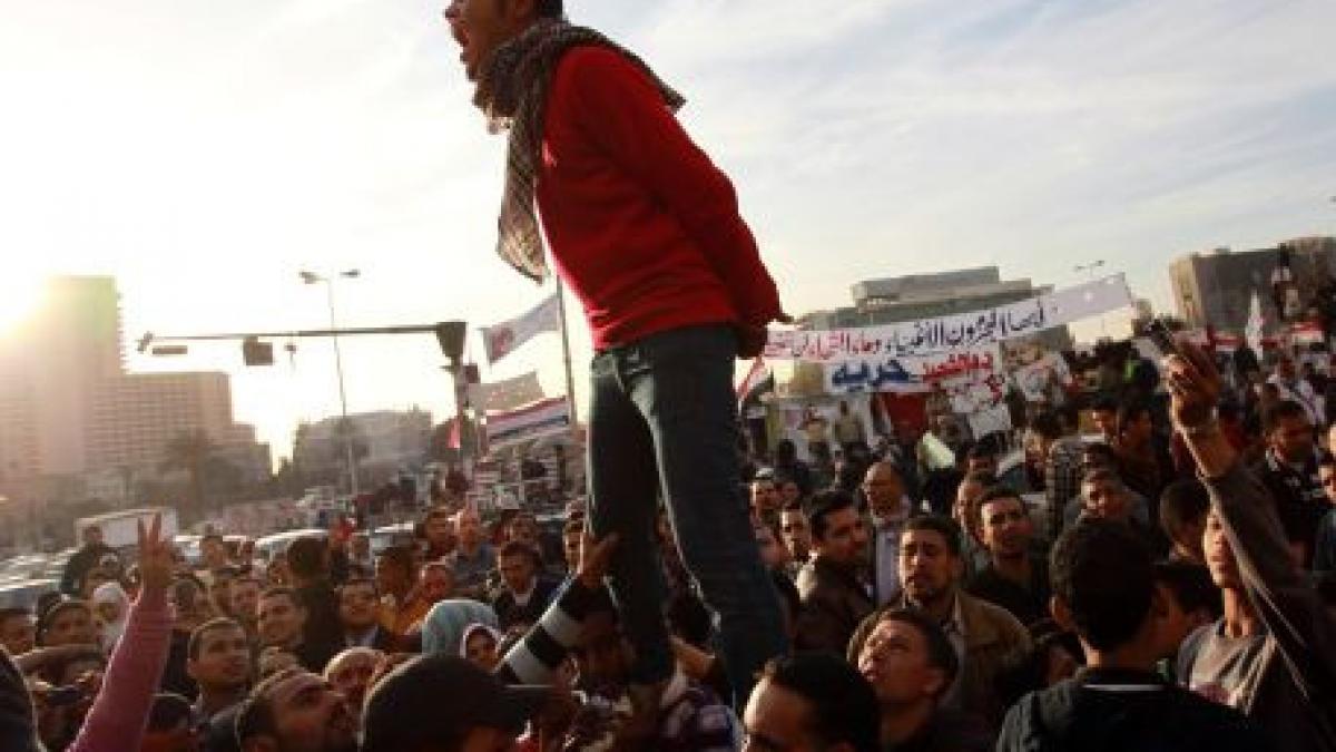 politia egipteana a arestat un jurnalist independent pentru ca ar fi incitat la proteste anti putere