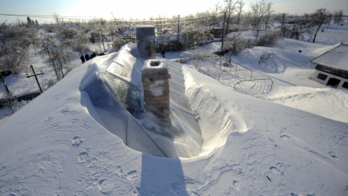 117 localitati din romania nu au acces la drumurile publice din cauza zapezilor