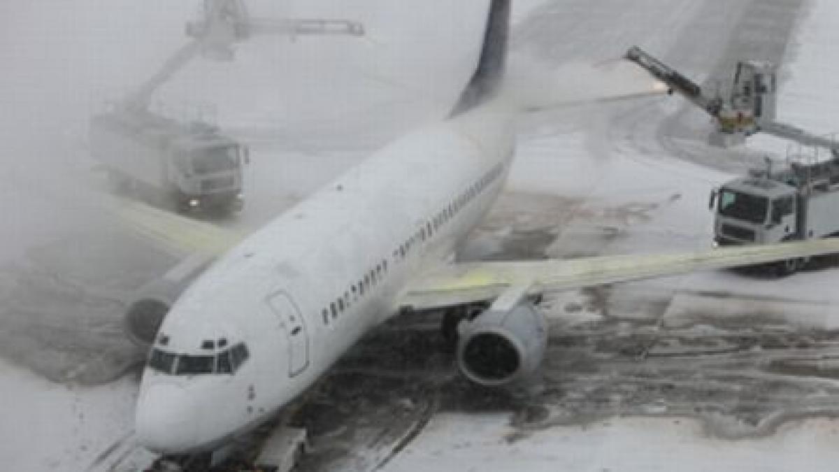 avionul groazei de la craiova pasagerii s au panicat si au sarit din aeronava sustine o pasagera