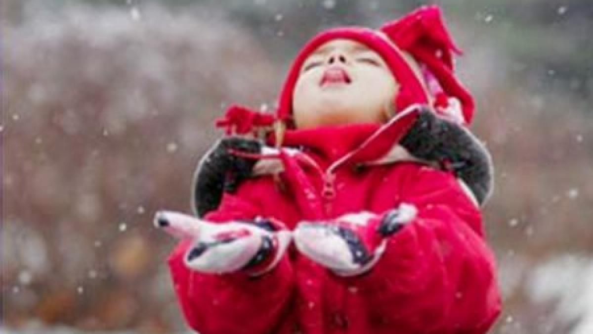 zapada inchide scolile toate cursurile din bucuresti suspendate vezi in ce judete nu se invata pe