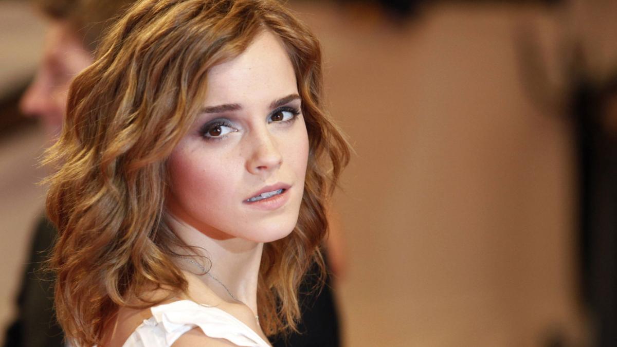 emma watson va fi belle in noul film frumoasa si bestia
