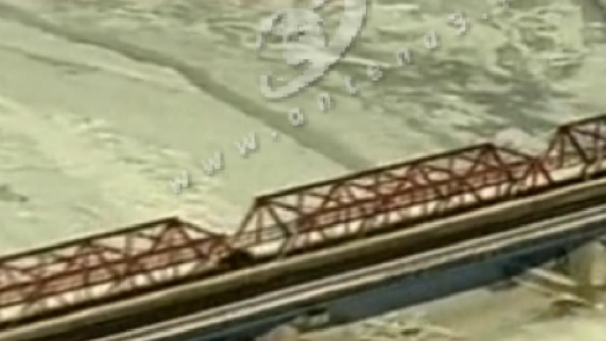 atentie vin inundatiile autoritatile ar putea anunta astazi o posibila situatie de urgenta