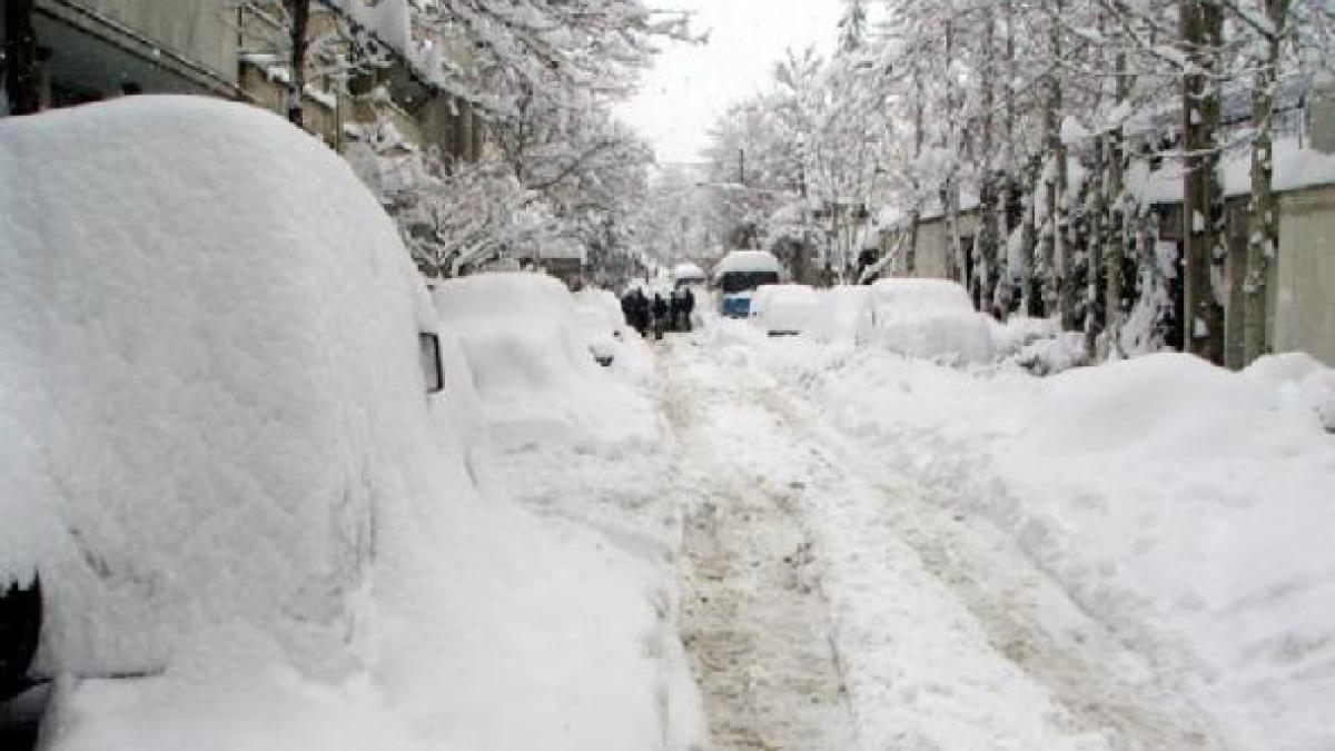 strazile laterale din capitala vor fi in sfarsit curatate zonele din jurul arenei nationale