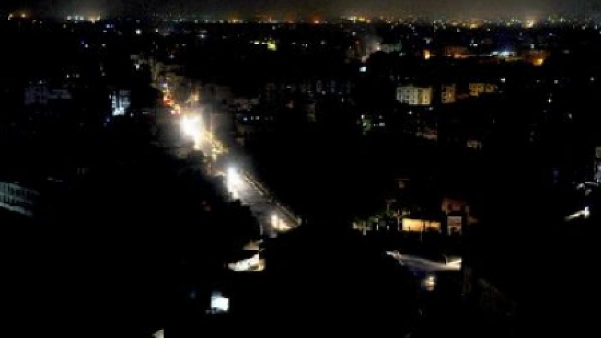 alta pana de curent in bucuresti mai multe cartiere pe intuneric lumina revine in jurul orei 23 20