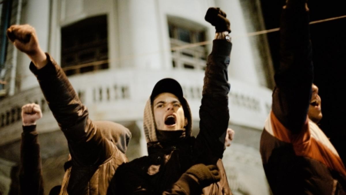 35 de zile de protest la ploiesti manifestantii cer demisia presedintelui si alegeri anticipate