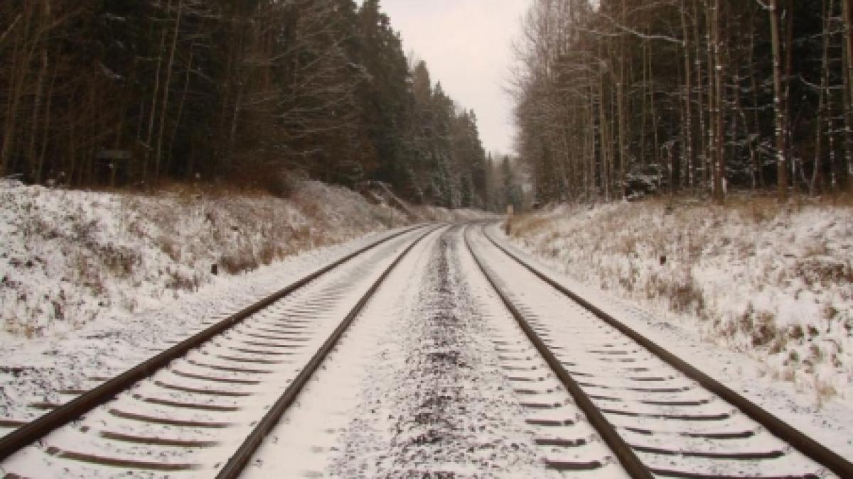 un barbat din petrosani a murit calcat de accelerat