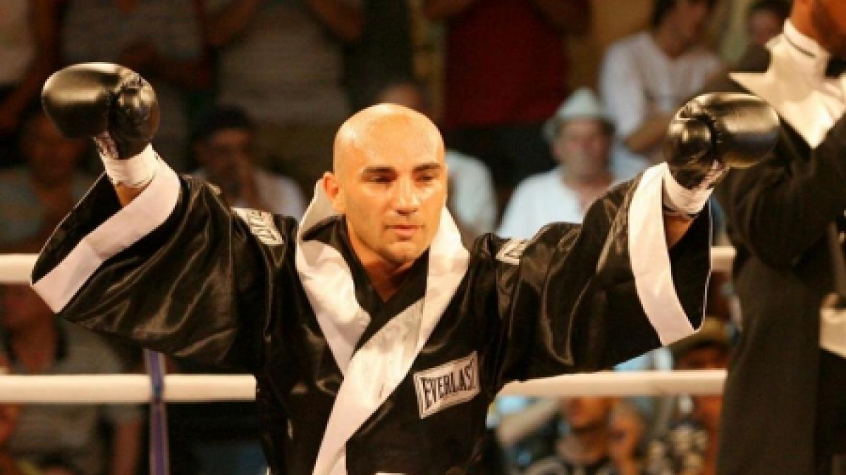 Pugilistul Sorin Tănăsie, făcut KO cu un scaun în cap de colegul de celulă