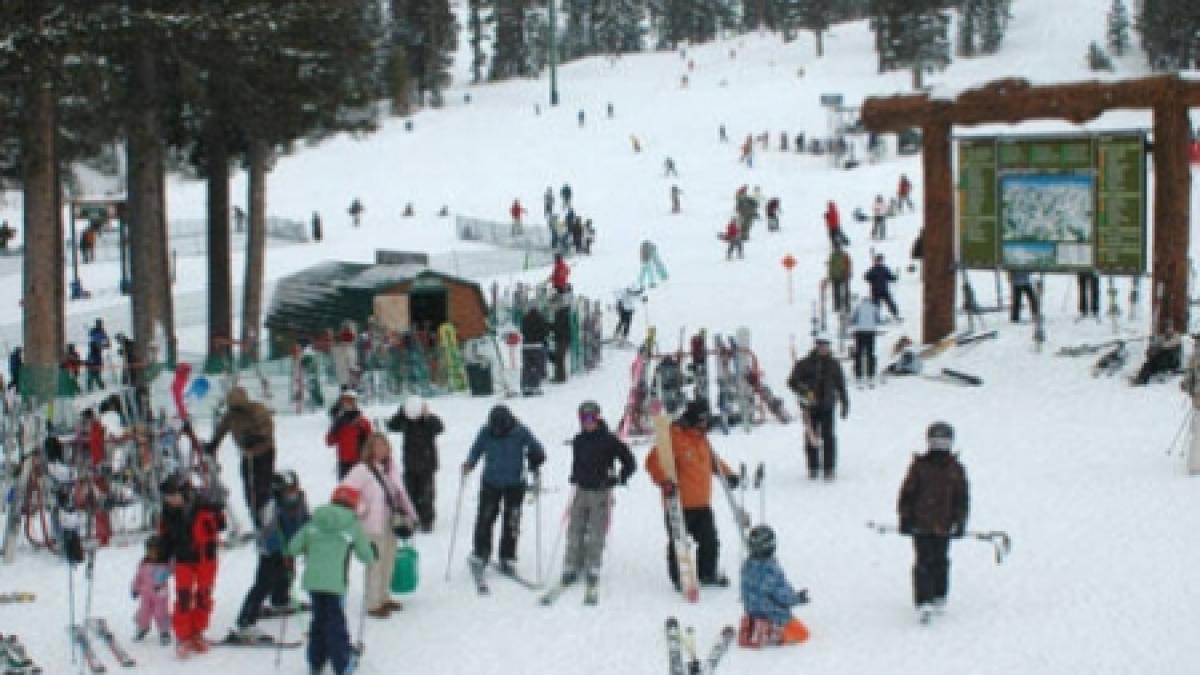 ministrul turismului anunta record de turisti in statiunile montane hotelierii se plang ca n au