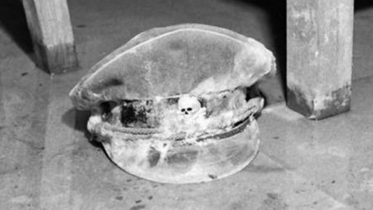 sfarsitul unui dictator in imagini fotografii istorice cu buncarul lui hitler