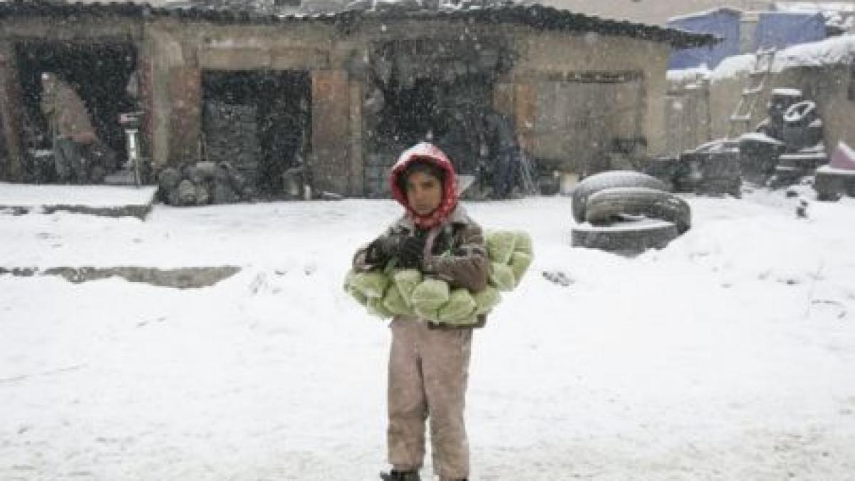 afganistan 35 de copii au murit in decursul a doua zile din cauza frigului