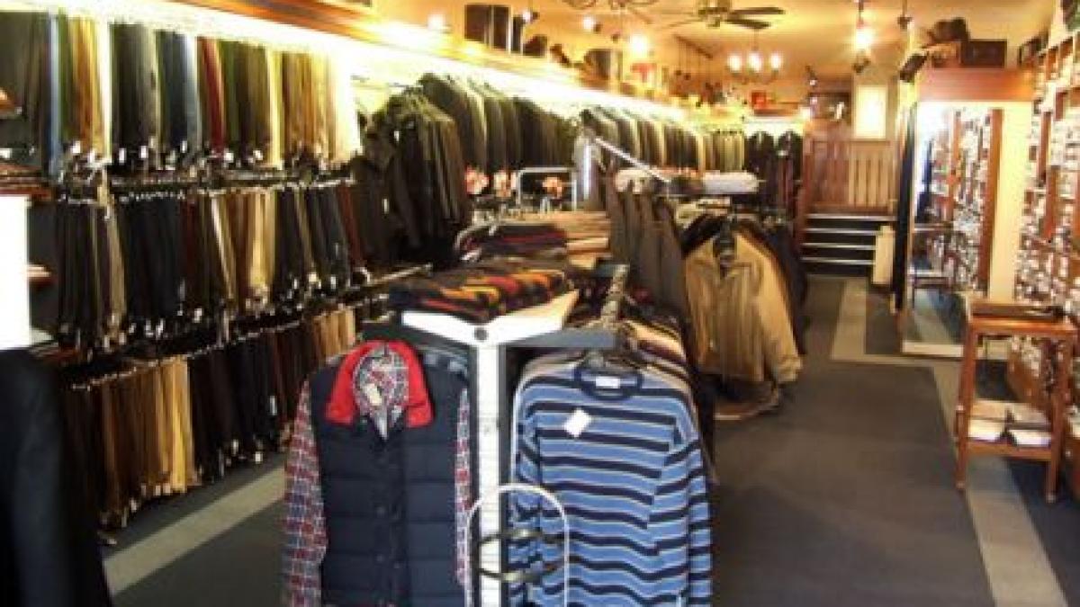 hotii romani au dat iama in magazinele din malta au furat haine in valoare de mii de euro