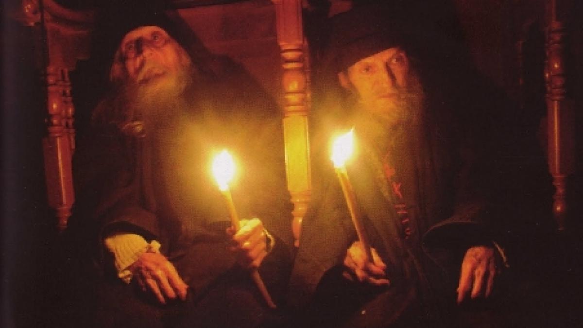 doi calugari au fost gasiti decedati in chilia lor de la o manastire din judetul valcea