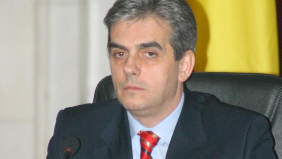 fostul ministru al sanatatii eugen nicolaescu a fost luat de smurd si transportat la spital